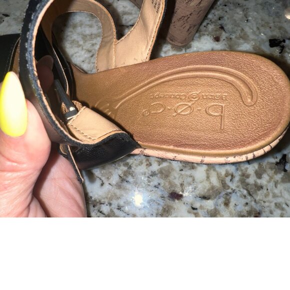 👡 B.O.C. Born Concept Women's Black Leather Wedge Sandals – Size 9M - Picture 8 of 9